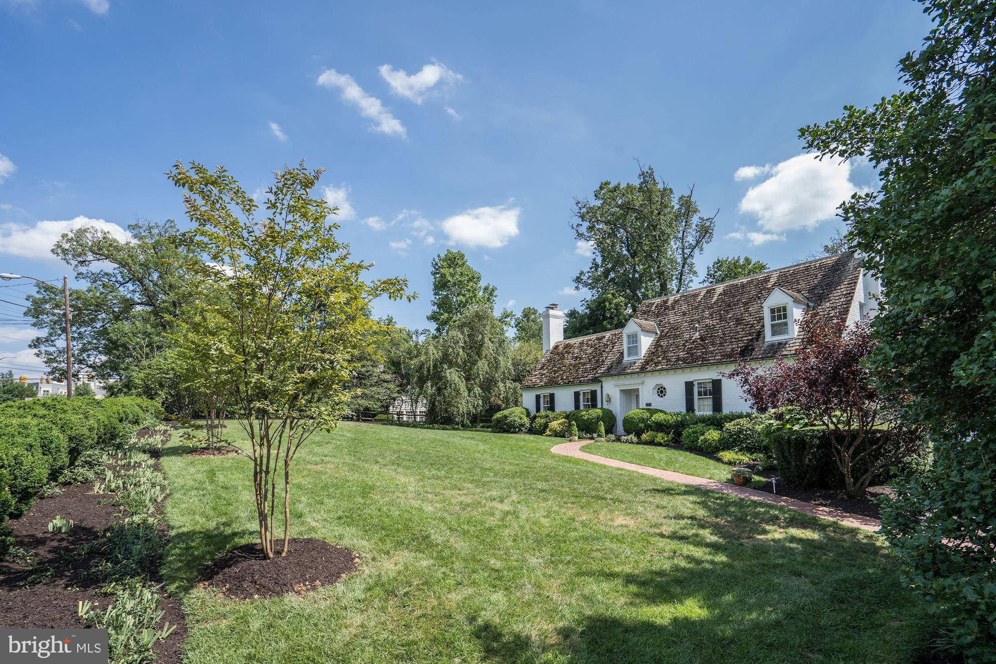 SHIRLEY WOODS - Residential