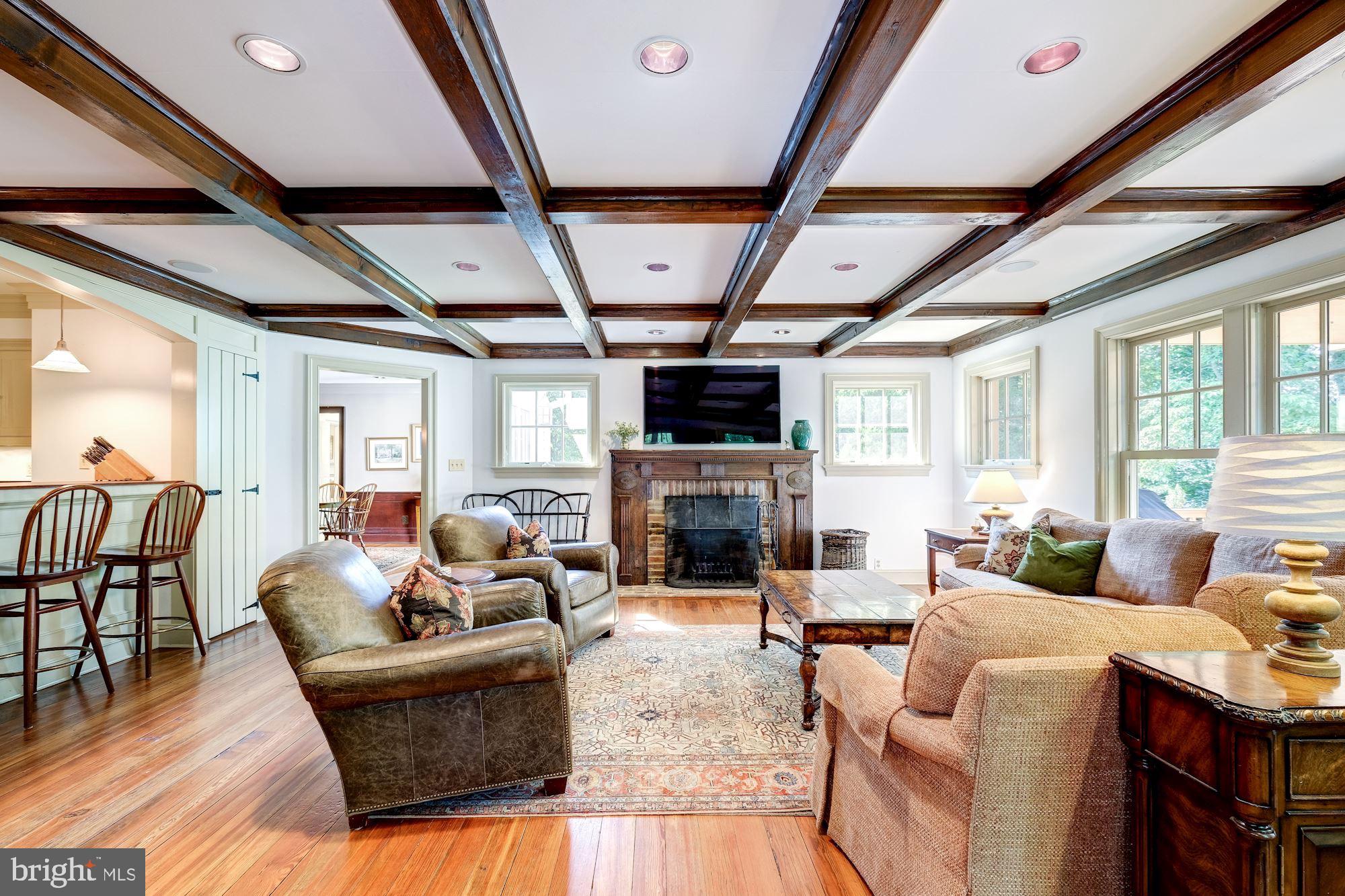 SHIRLEY WOODS - Residential