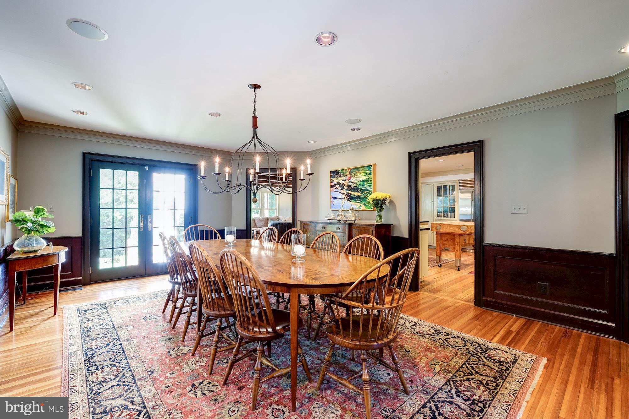 SHIRLEY WOODS - Residential