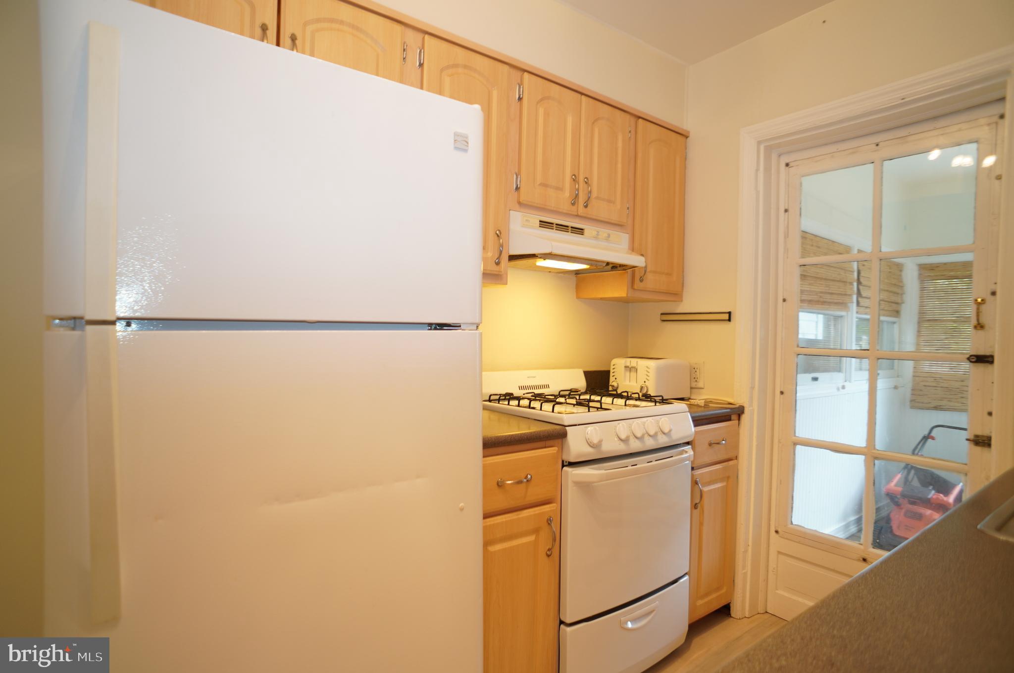 GLEBEWOOD - Residential Lease