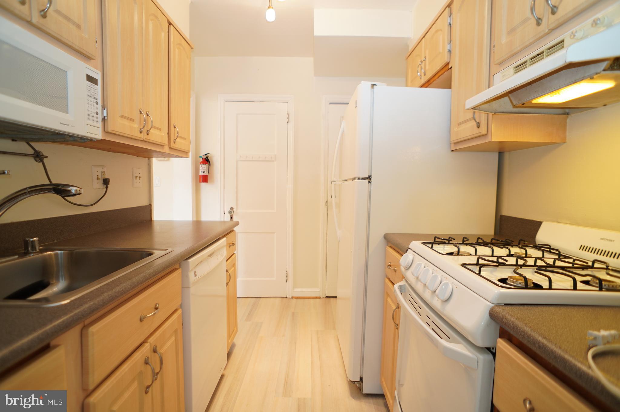 GLEBEWOOD - Residential Lease