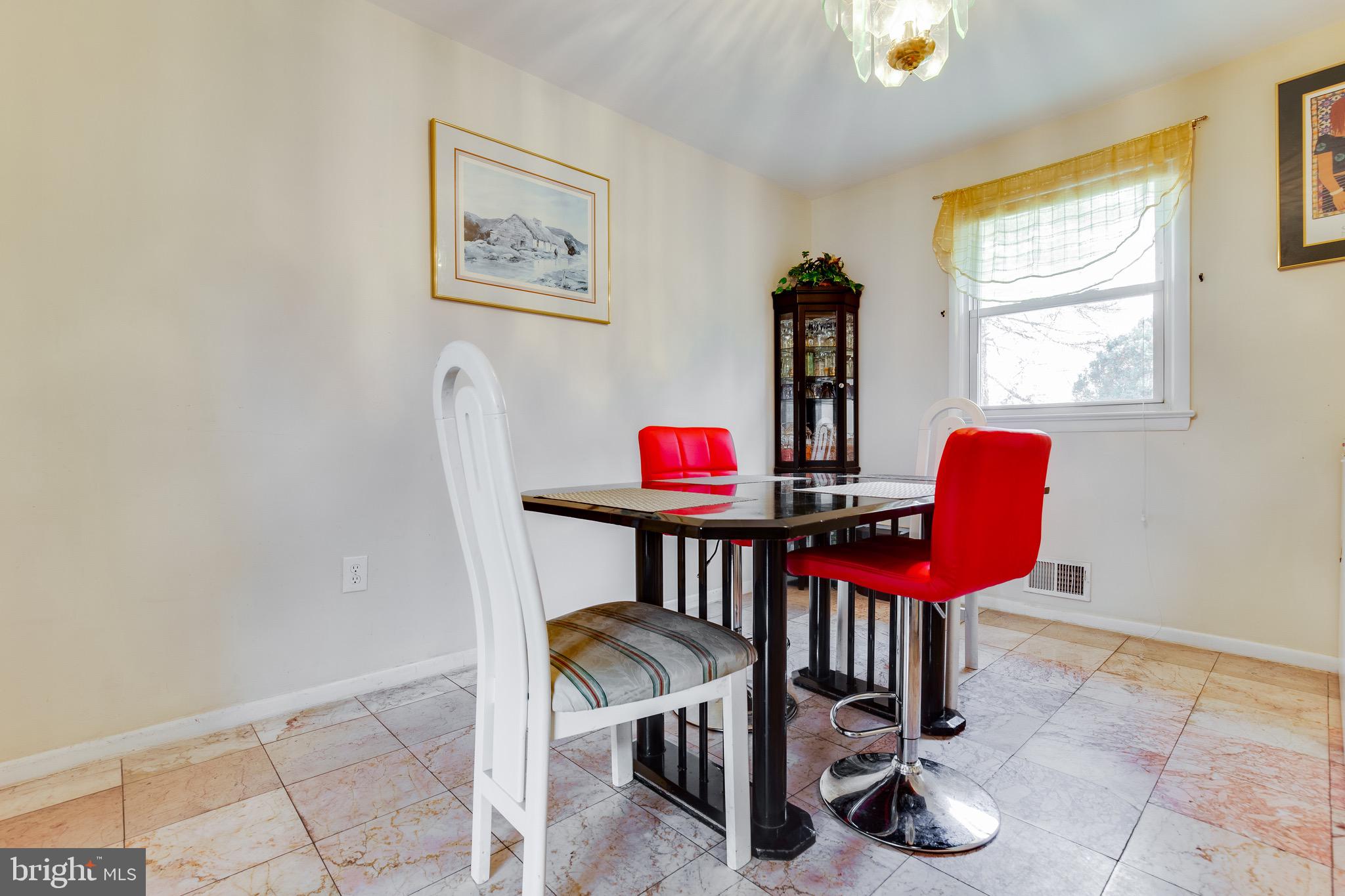 BROADVIEW - Residential