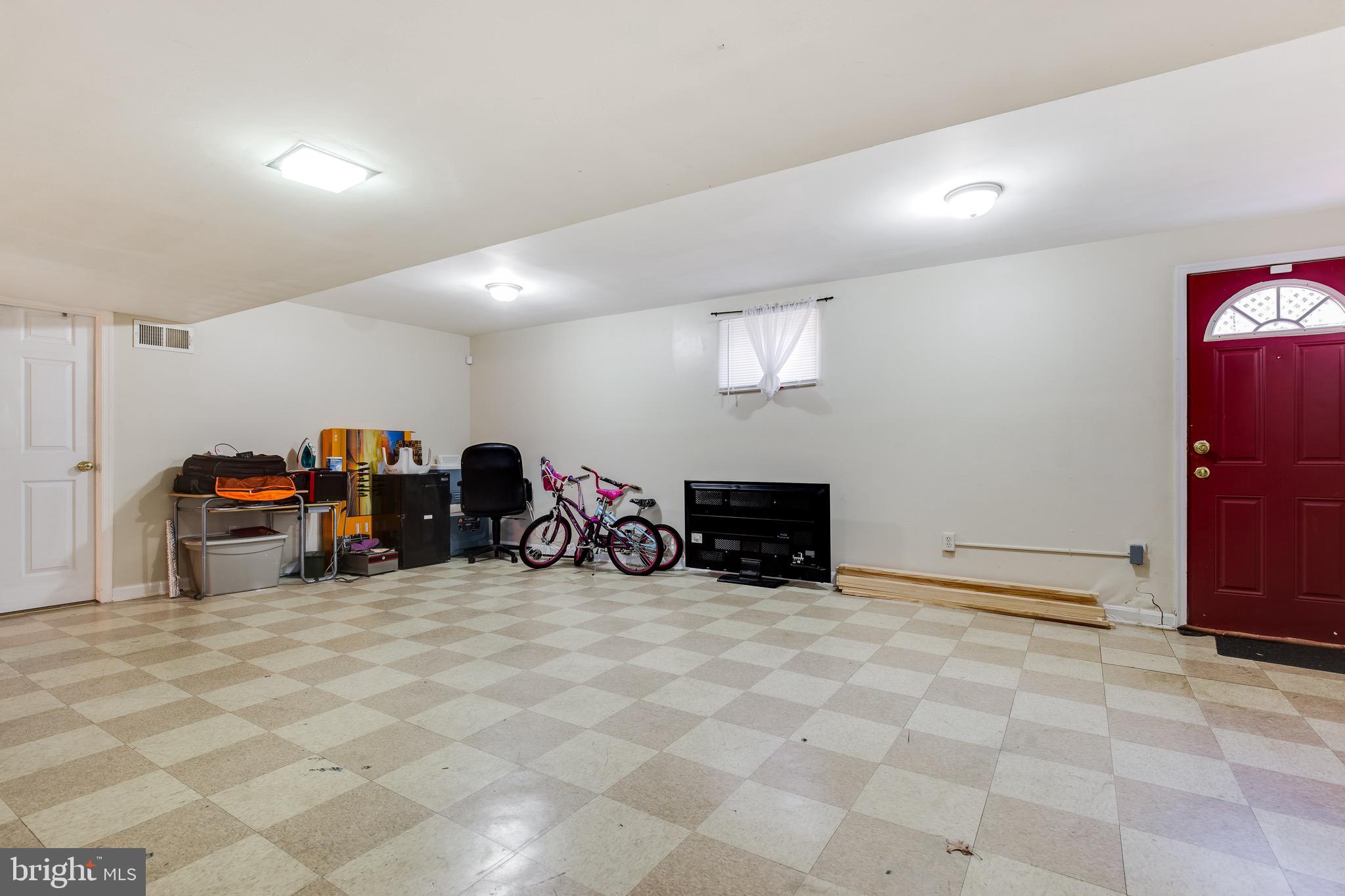 BROADVIEW - Residential