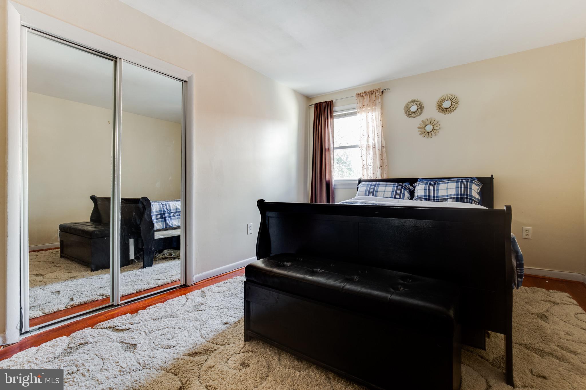 BROADVIEW - Residential