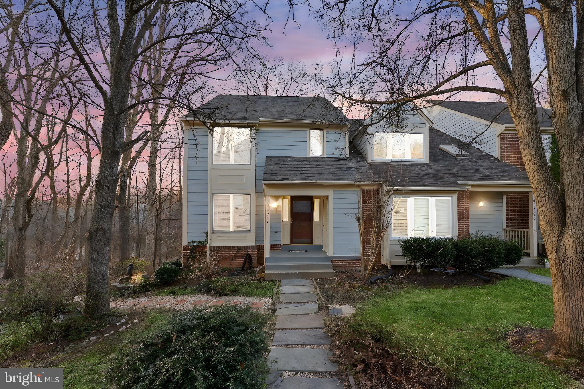 FAIR LAKES - Residential