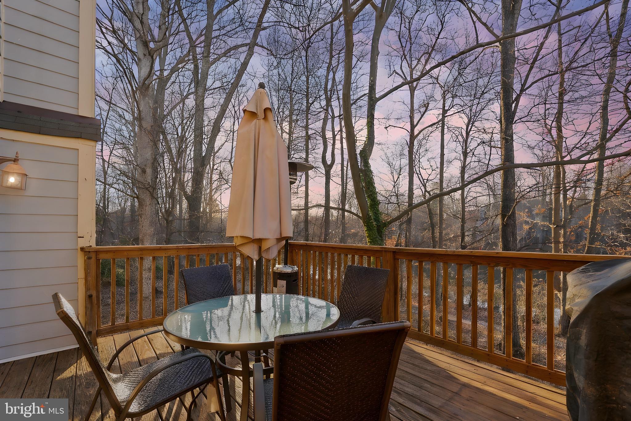 FAIR LAKES - Residential