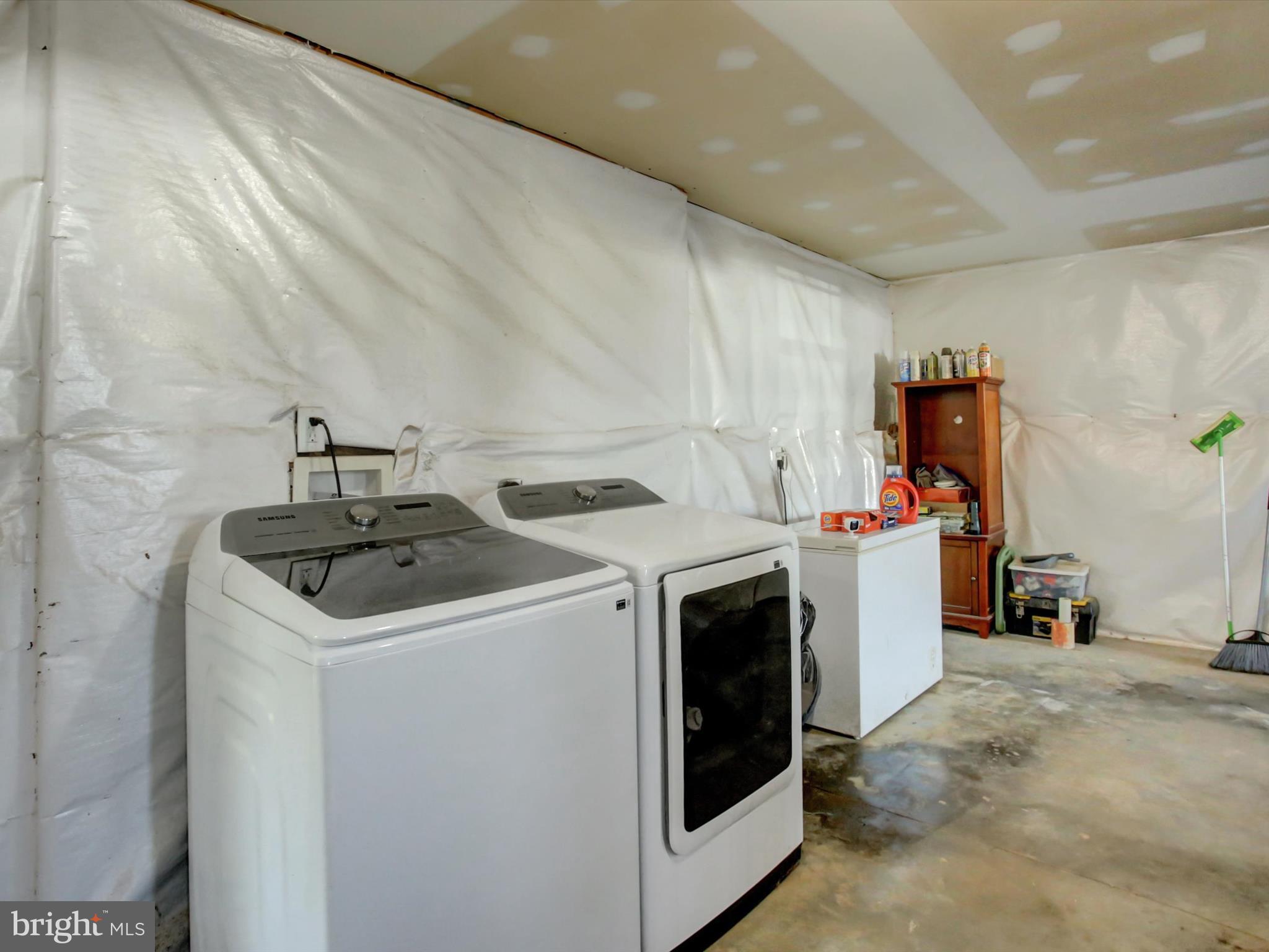 NOTTINGHAM MEADOWS - Residential