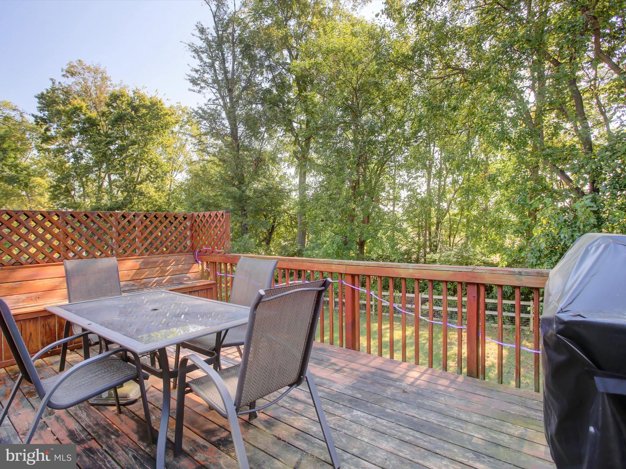 NOTTINGHAM MEADOWS - Residential