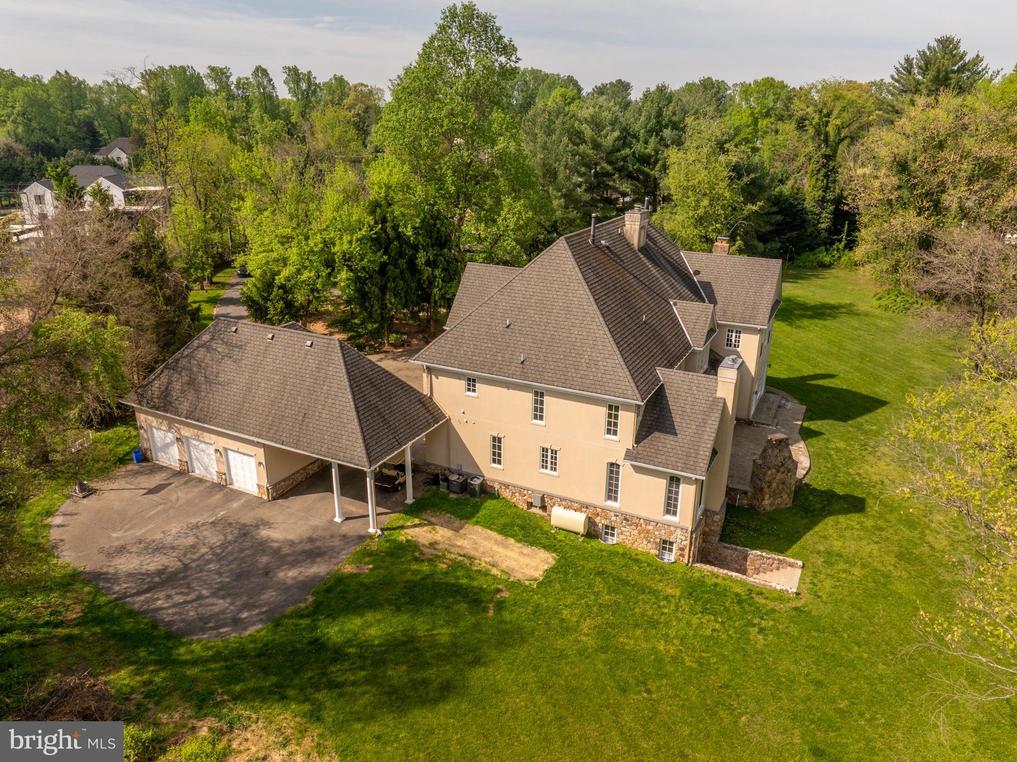 POTOMAC MANOR - Residential