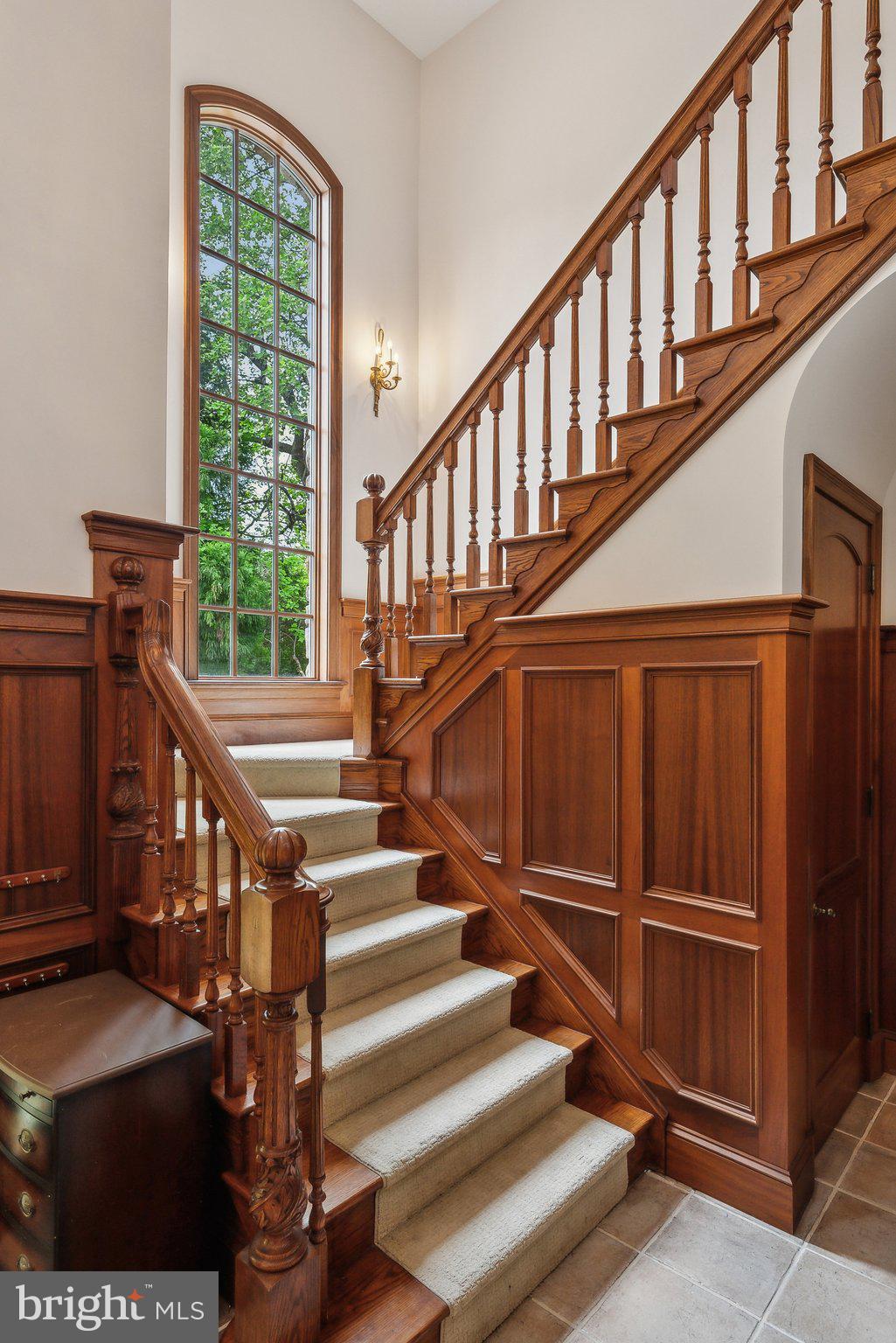 POTOMAC MANOR - Residential