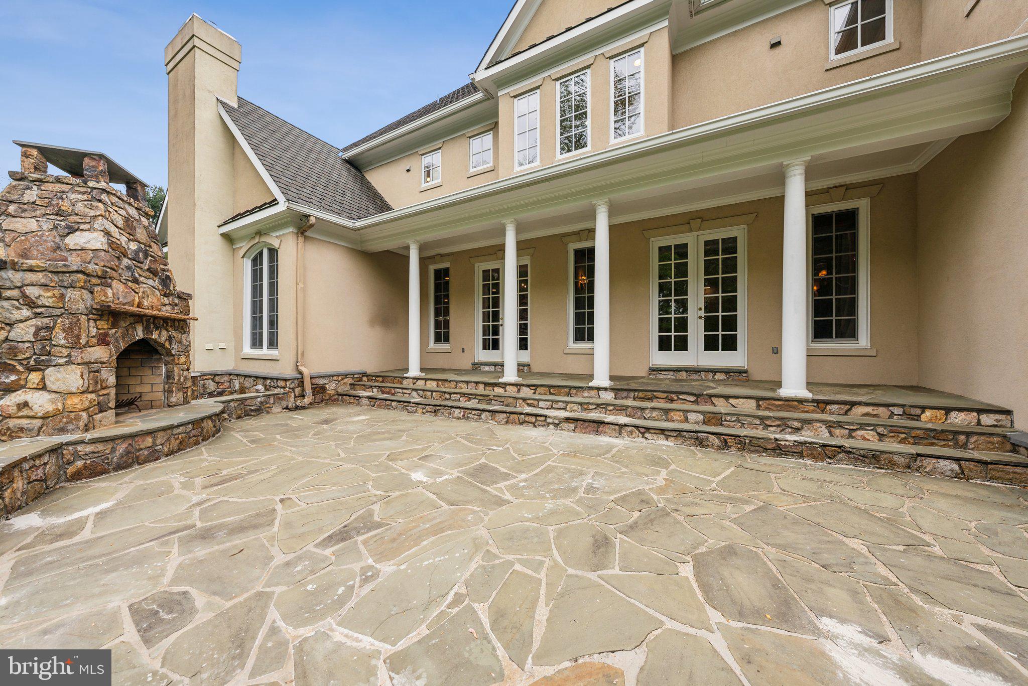 POTOMAC MANOR - Residential