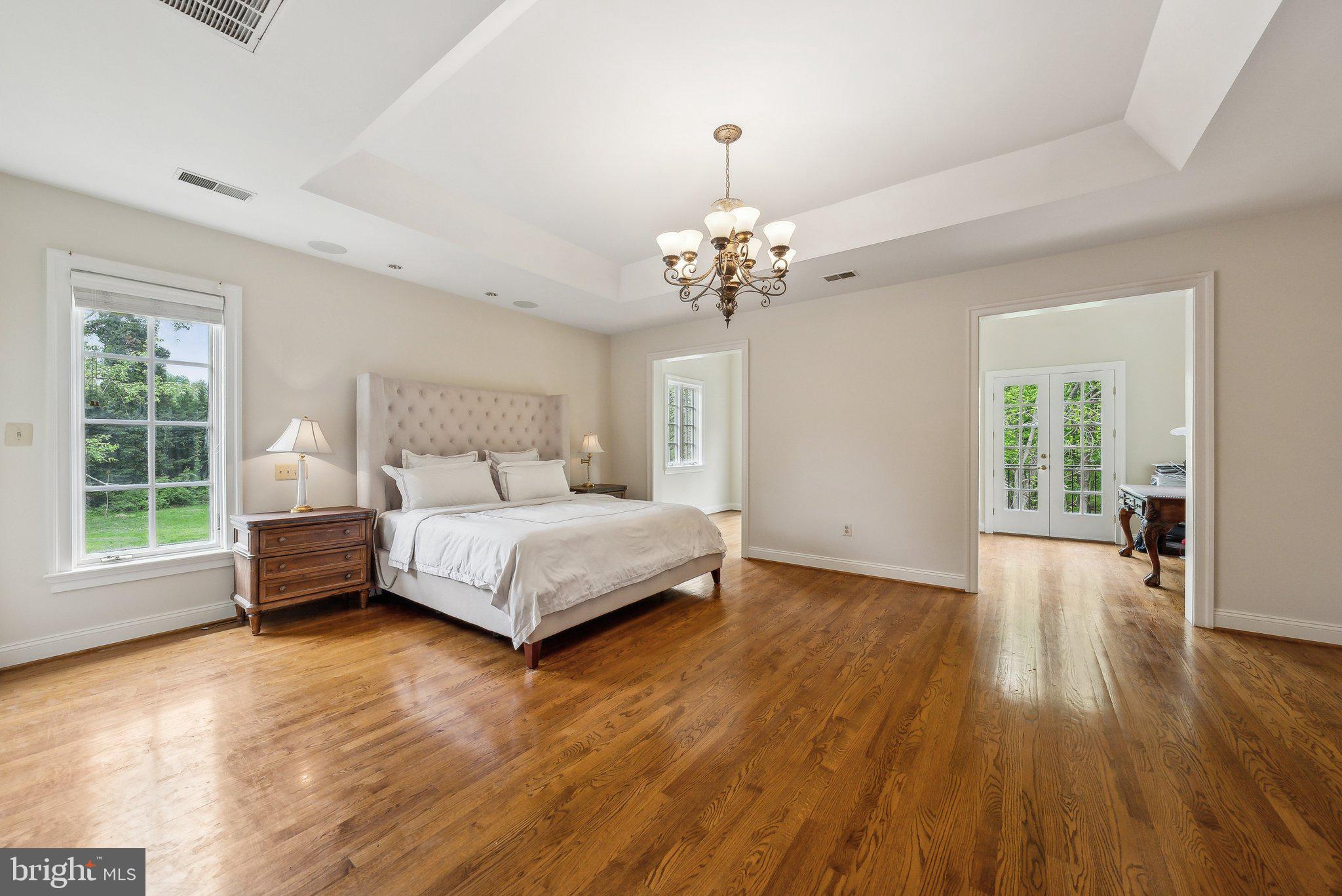 POTOMAC MANOR - Residential