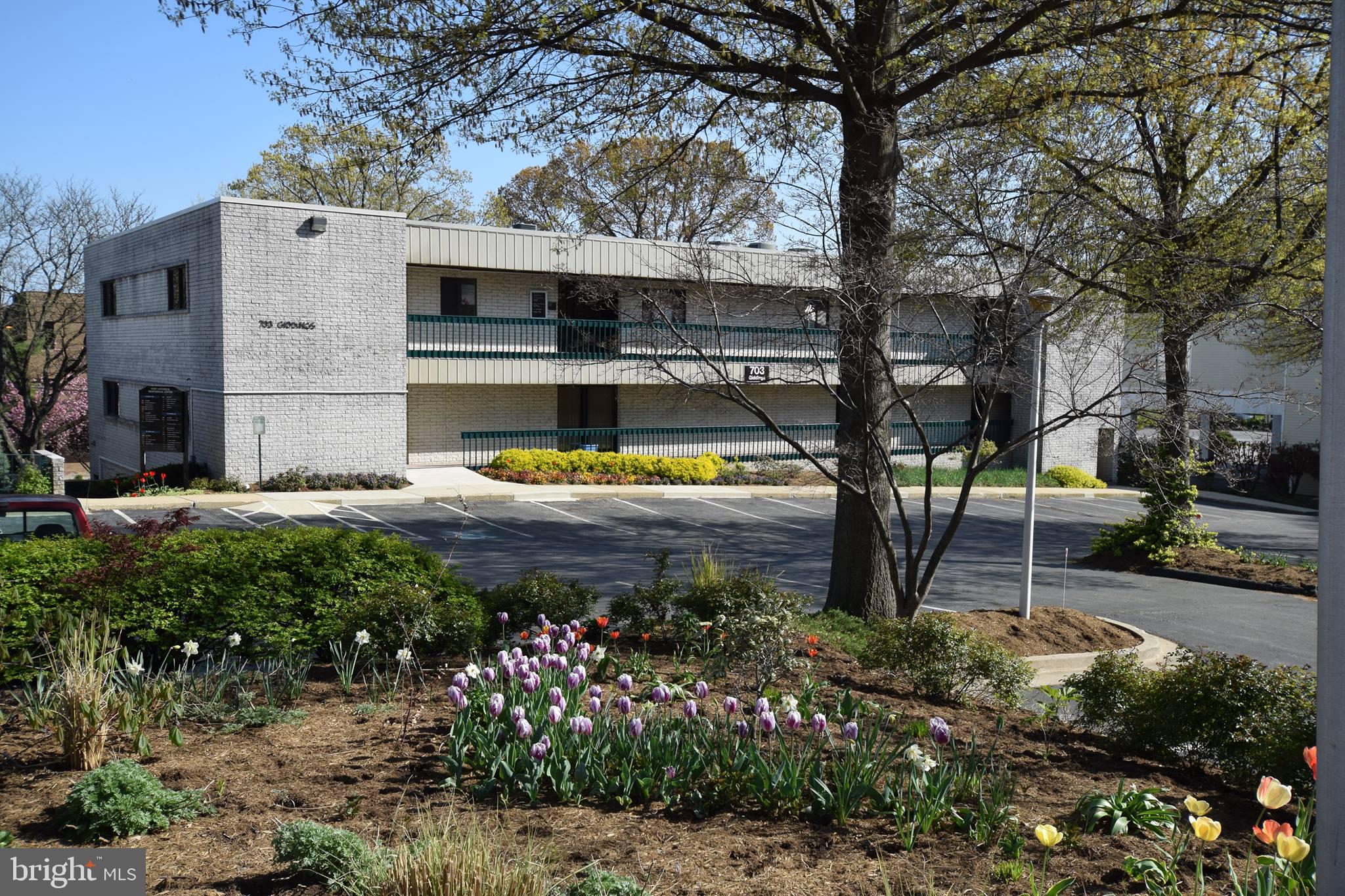 STANDOUT OFFICE SPACE is currently available at the venerable West Annapolis Professional Center situated within the creatively landscaped, three-building complex with more-than-ample, free, private parking. Space size...350 SF/$1,300/mo/2-3 professionals, priced on an annual basis, is inclusive...electric, heating, cooling, maintenance...as well as all amenities...large conference room, two bathrooms, and a welcoming, waiting area/self-serve coffee niche. Individualized communication services are the tenant's responsibility while supplemental office furnishings can be arranged. On-site management, private 24/7 keyed-access-only, bring assurances to a quiet, well-appointed professional work environment.
The West Annapolis community has an upbeat cultural presence characterized by coffee, juice and bagel take-out/sit-down venues as well as several dining establishments known for their creative menu selections. Antiques and arts-and-craft shops are nestled among the basic service providers...health care, pharmacy, financial and the locally-owned grocery legacy...Graul's.
Located just off Highway 50 across from the USNA Stadium, the West Annapolis community offers immediate accessibility and plentiful street parking.