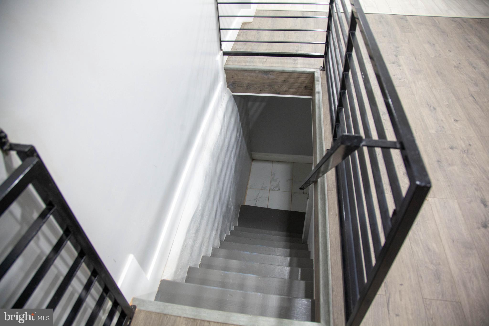 WEST KENSINGTON - Residential