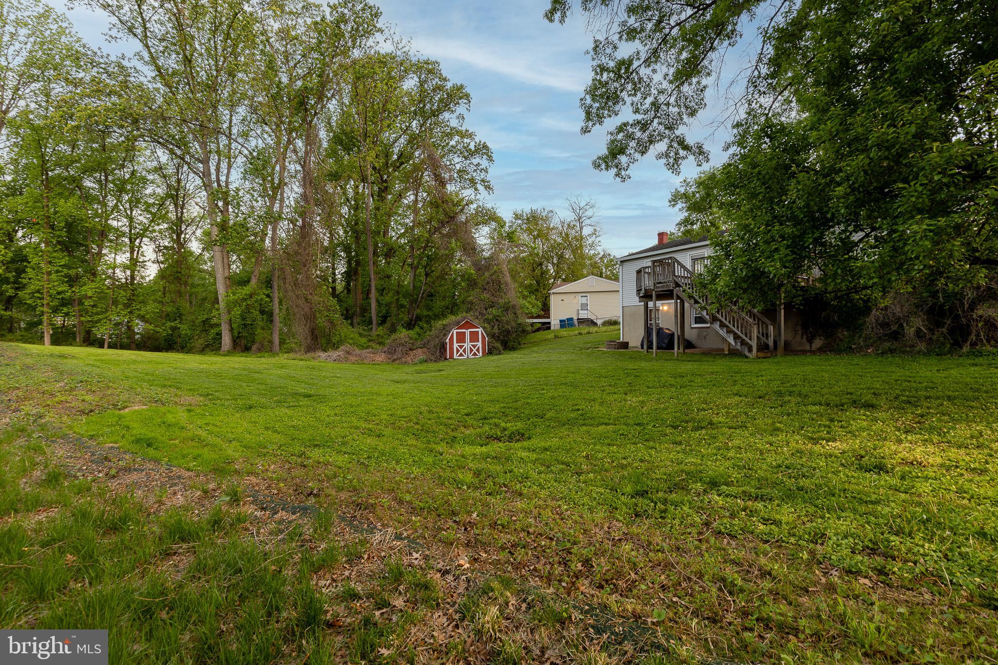 DUNN LORING WOODS - Residential