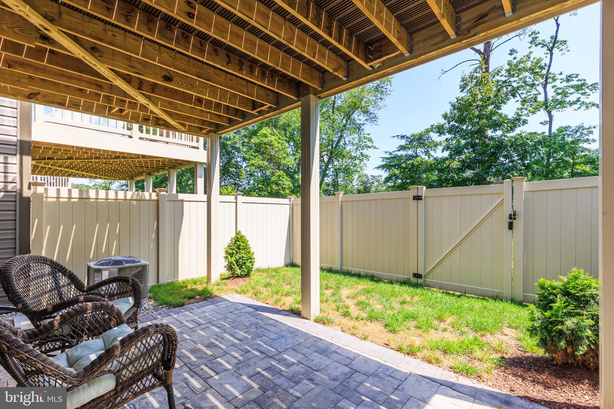 TANYARD SHORES - Residential