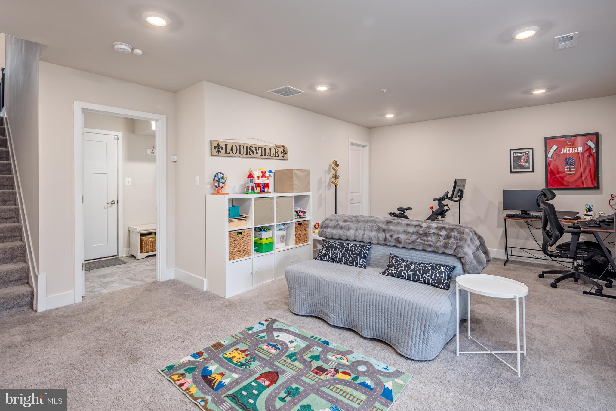 TANYARD SHORES - Residential