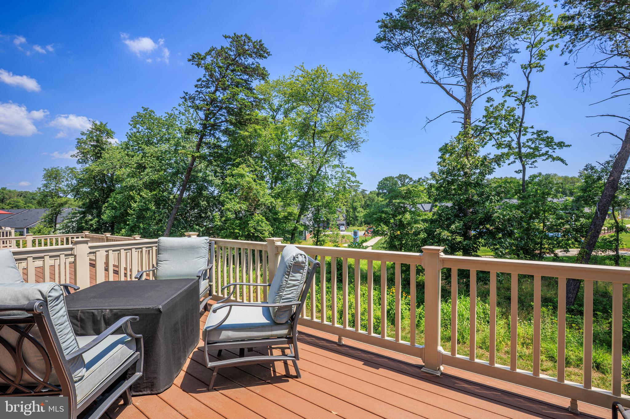 TANYARD SHORES - Residential