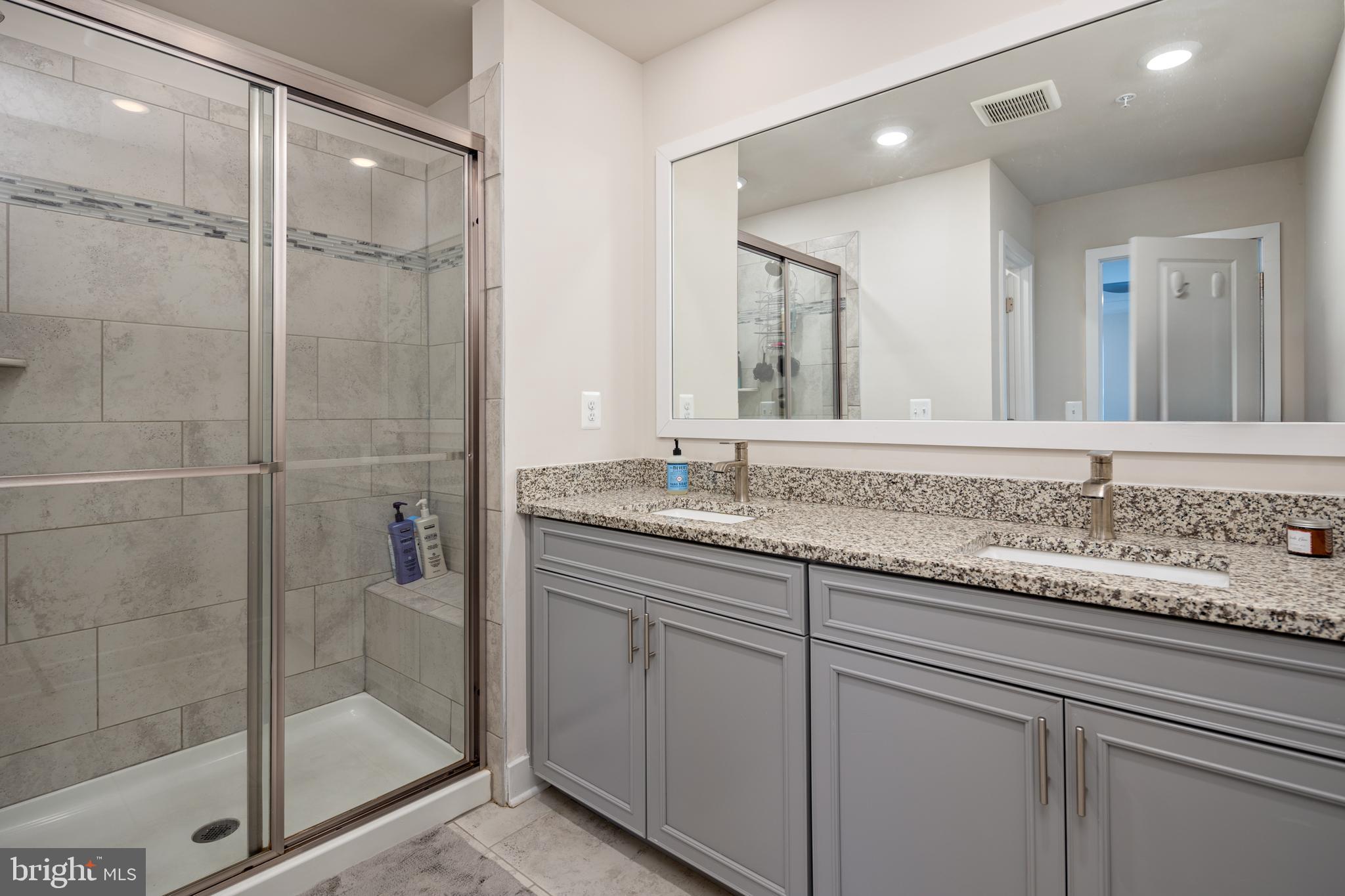 TANYARD SHORES - Residential