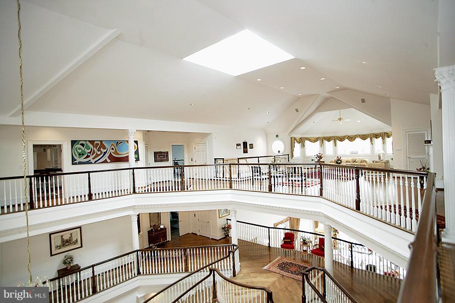 AVENEL - Residential