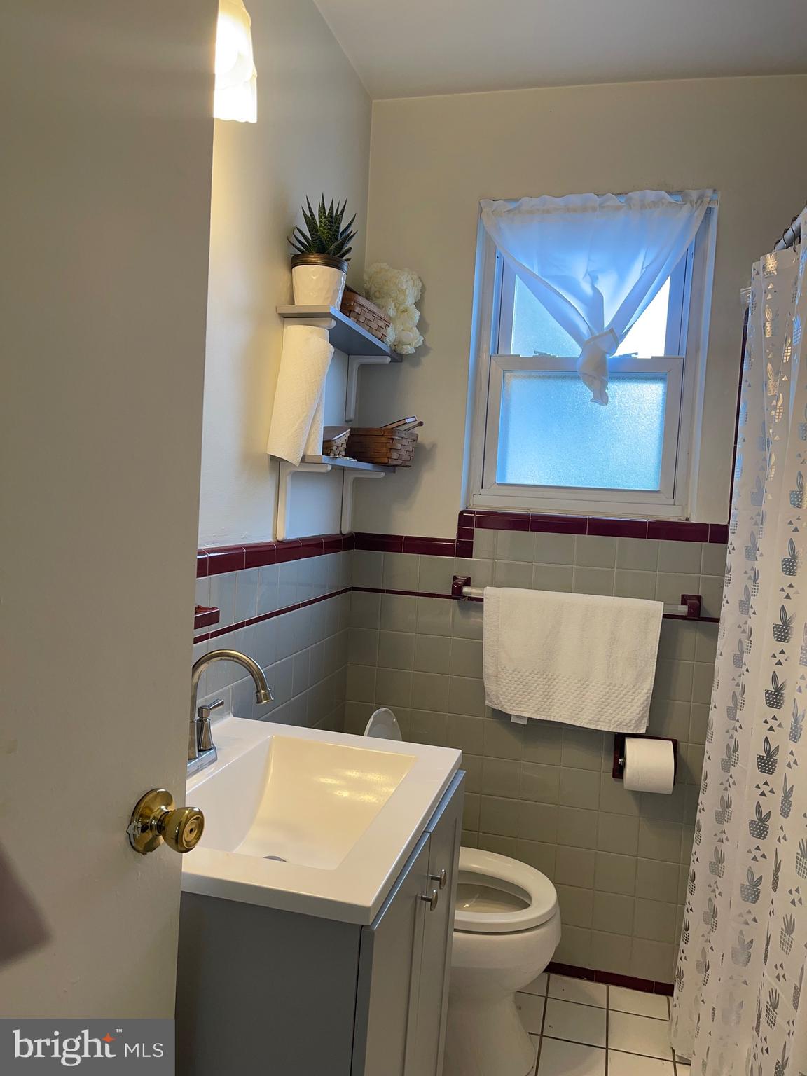 MEADOWOOD - Residential