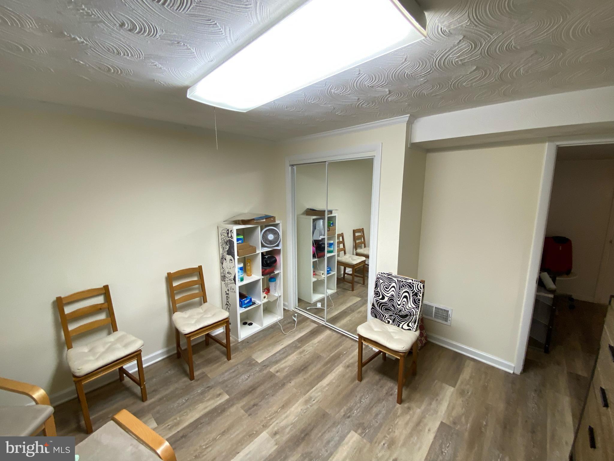 MEADOWOOD - Residential