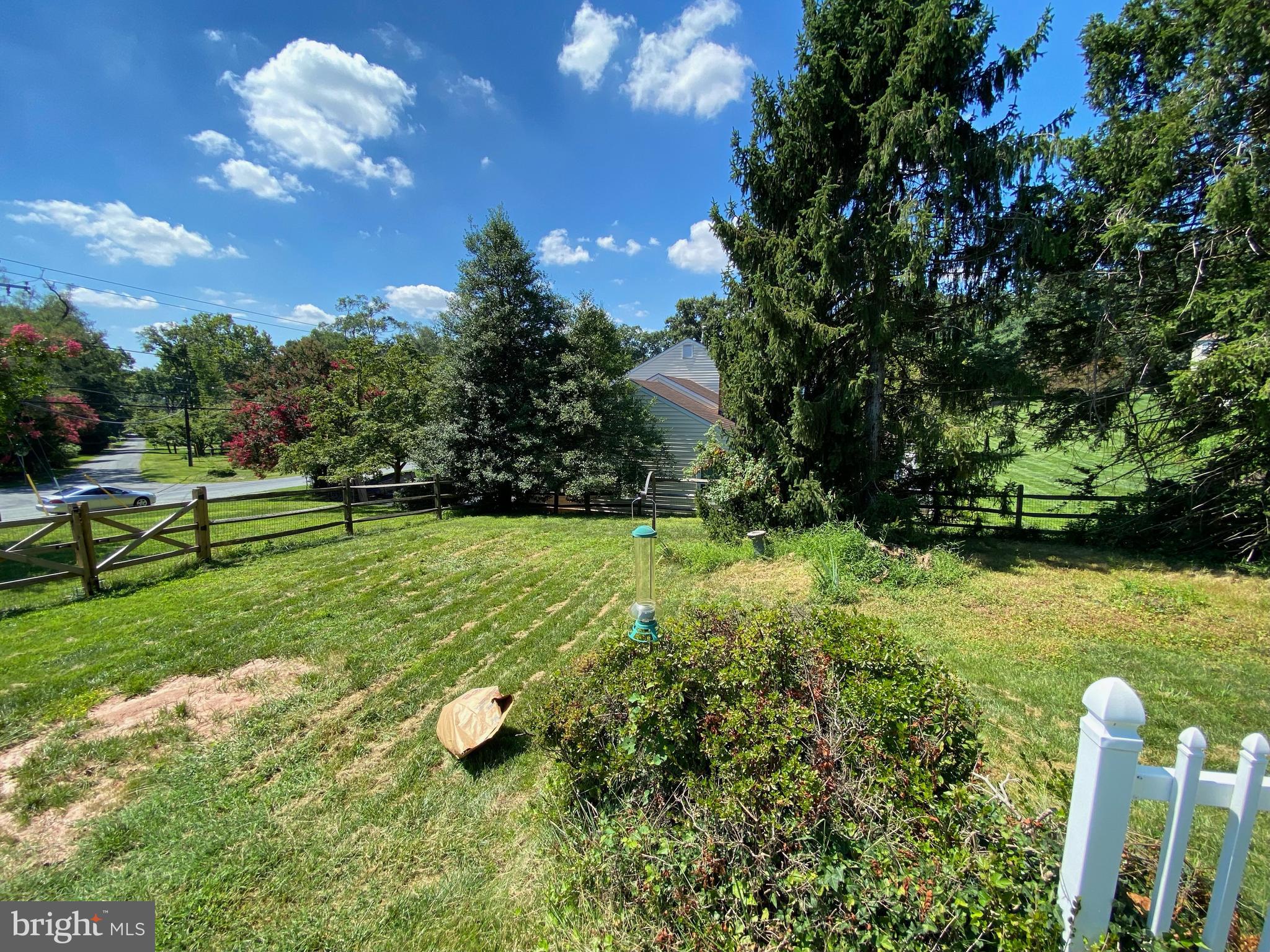 MEADOWOOD - Residential