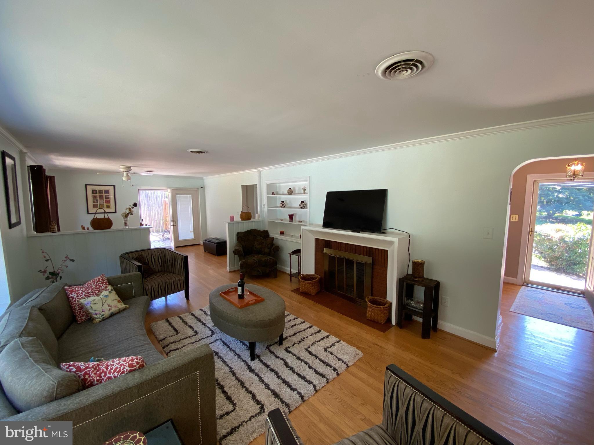 MEADOWOOD - Residential