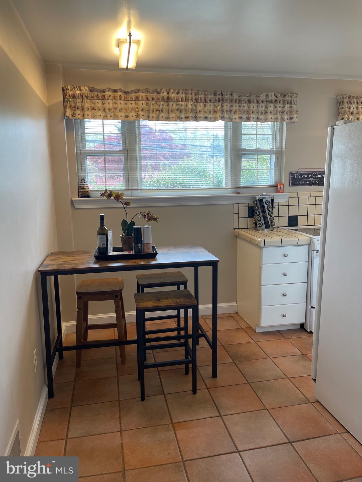 MEADOWOOD - Residential