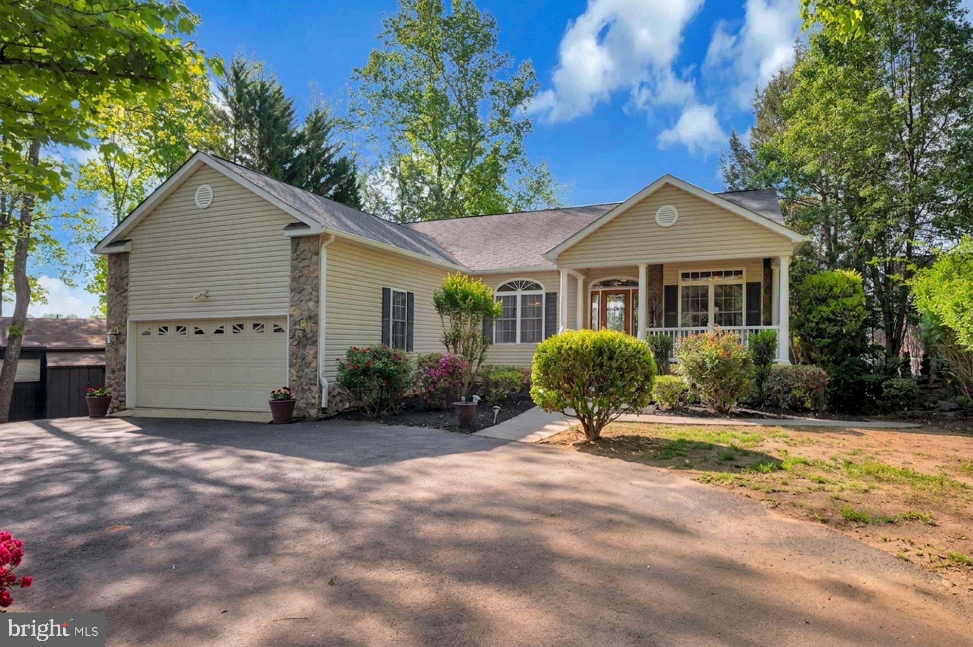 LAKE OF THE WOODS - Residential