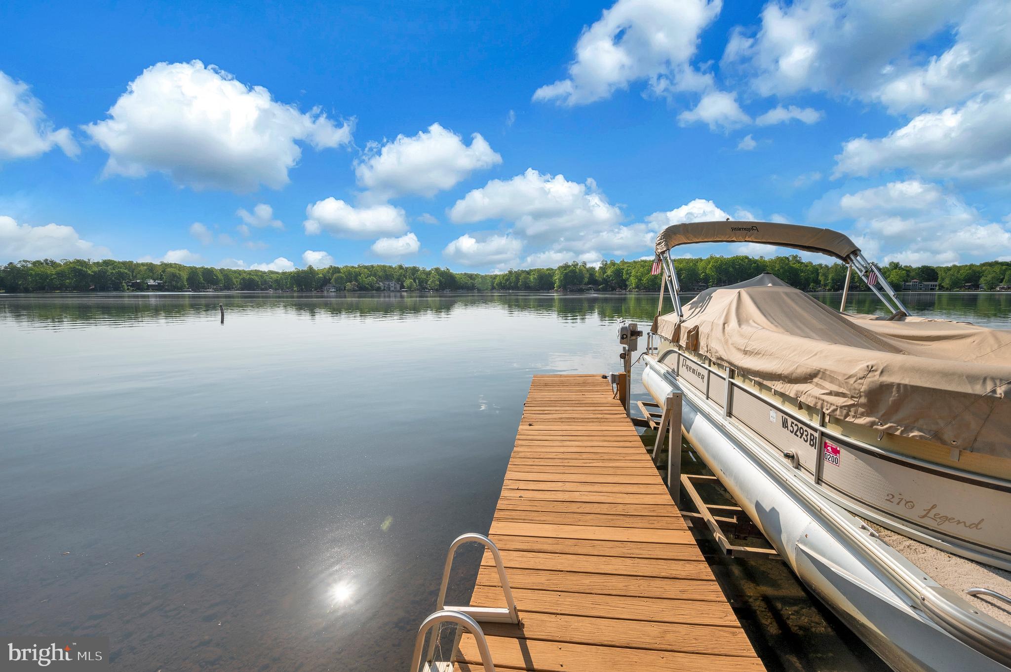 LAKE OF THE WOODS - Residential