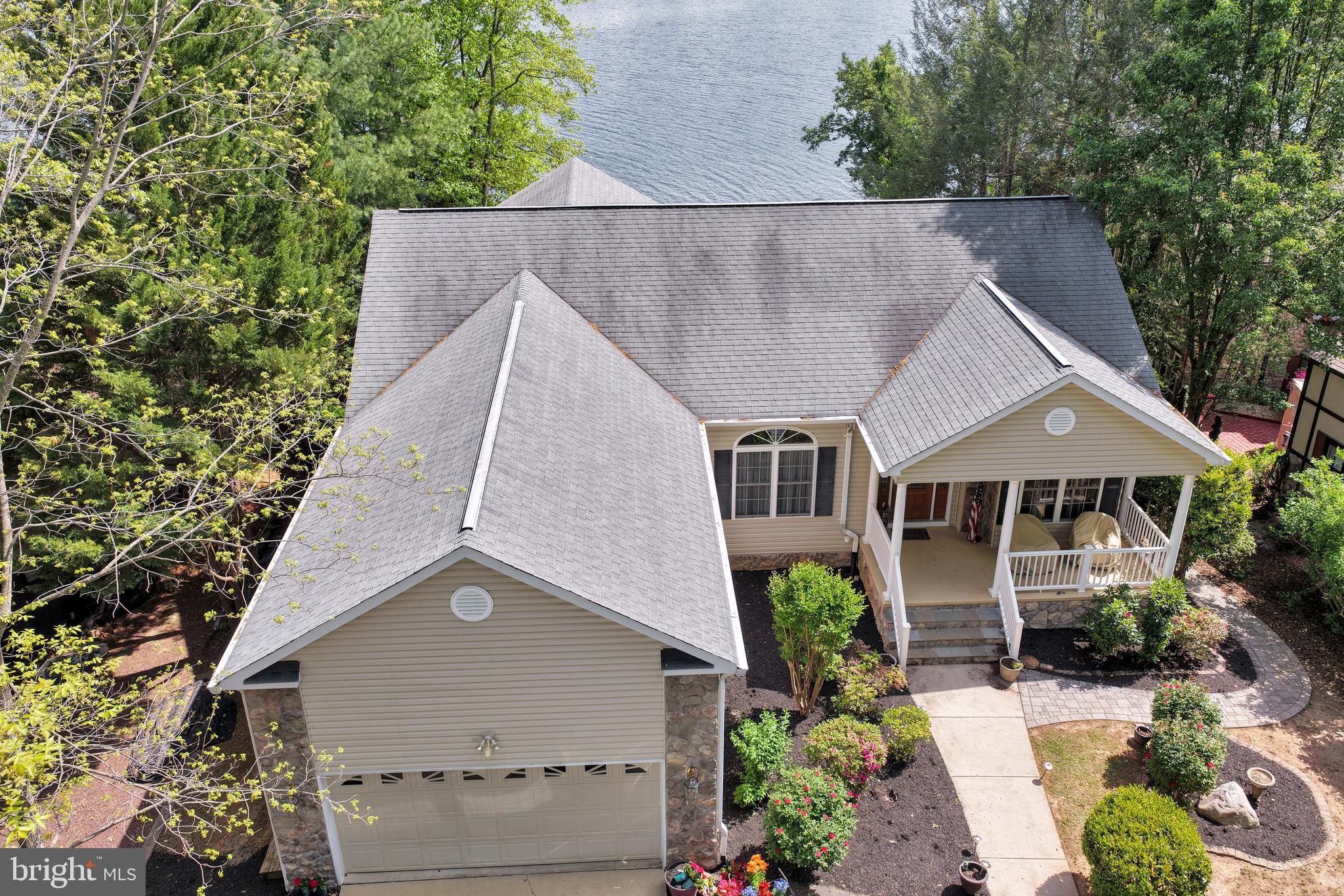 LAKE OF THE WOODS - Residential