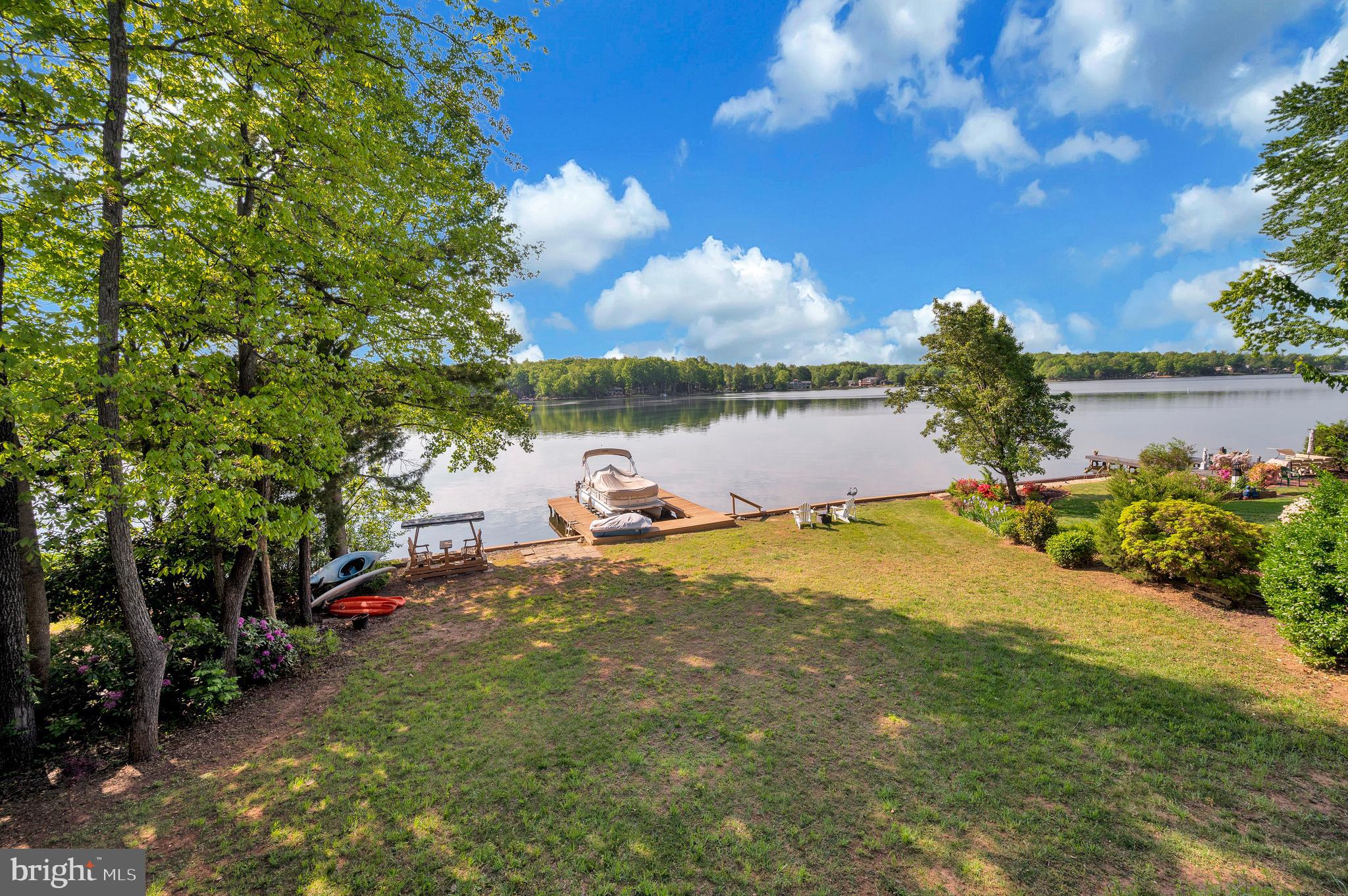 LAKE OF THE WOODS - Residential