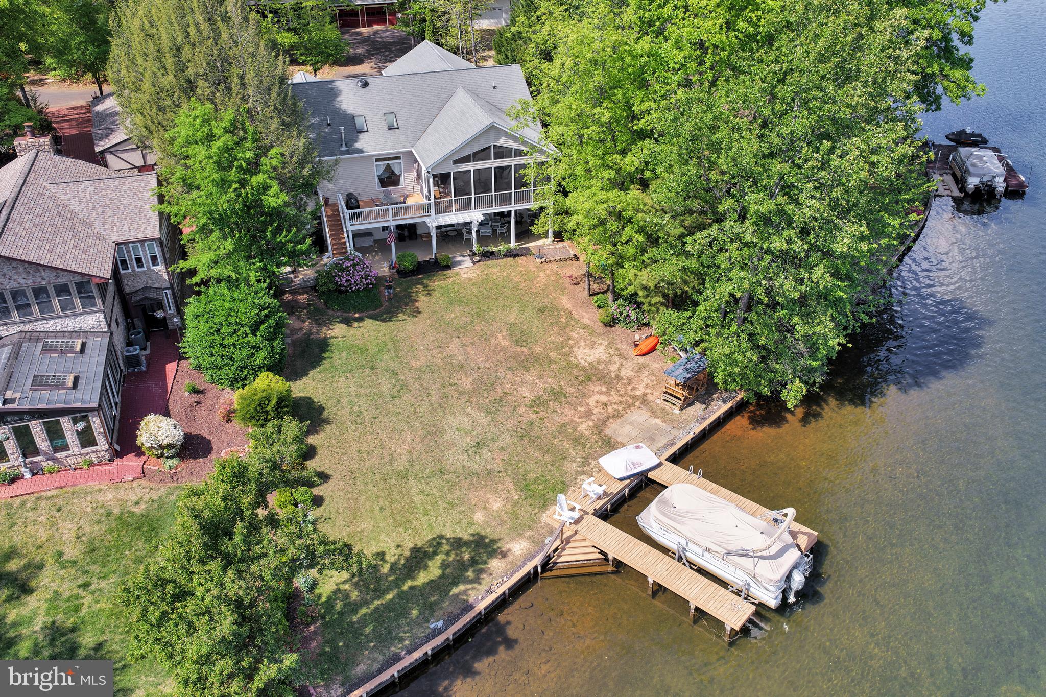 LAKE OF THE WOODS - Residential