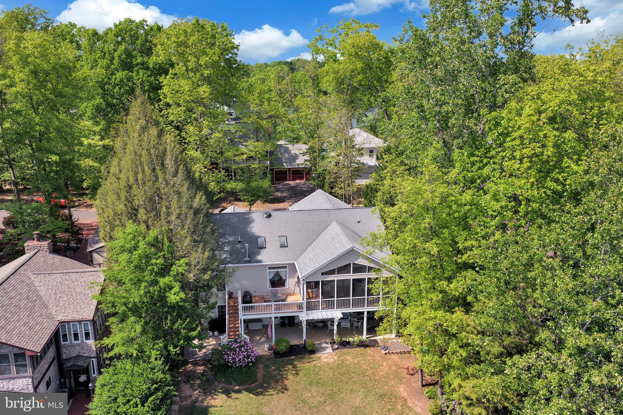 LAKE OF THE WOODS - Residential