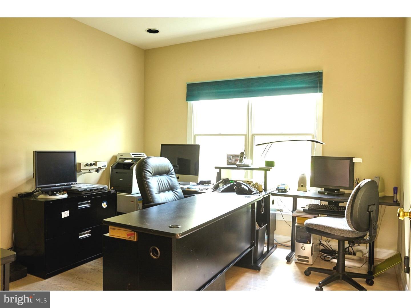 ROSE TREE ESTS - Residential