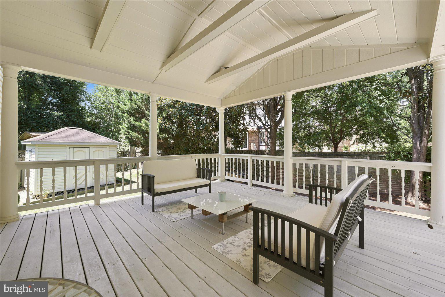 8814 SURREY COURT