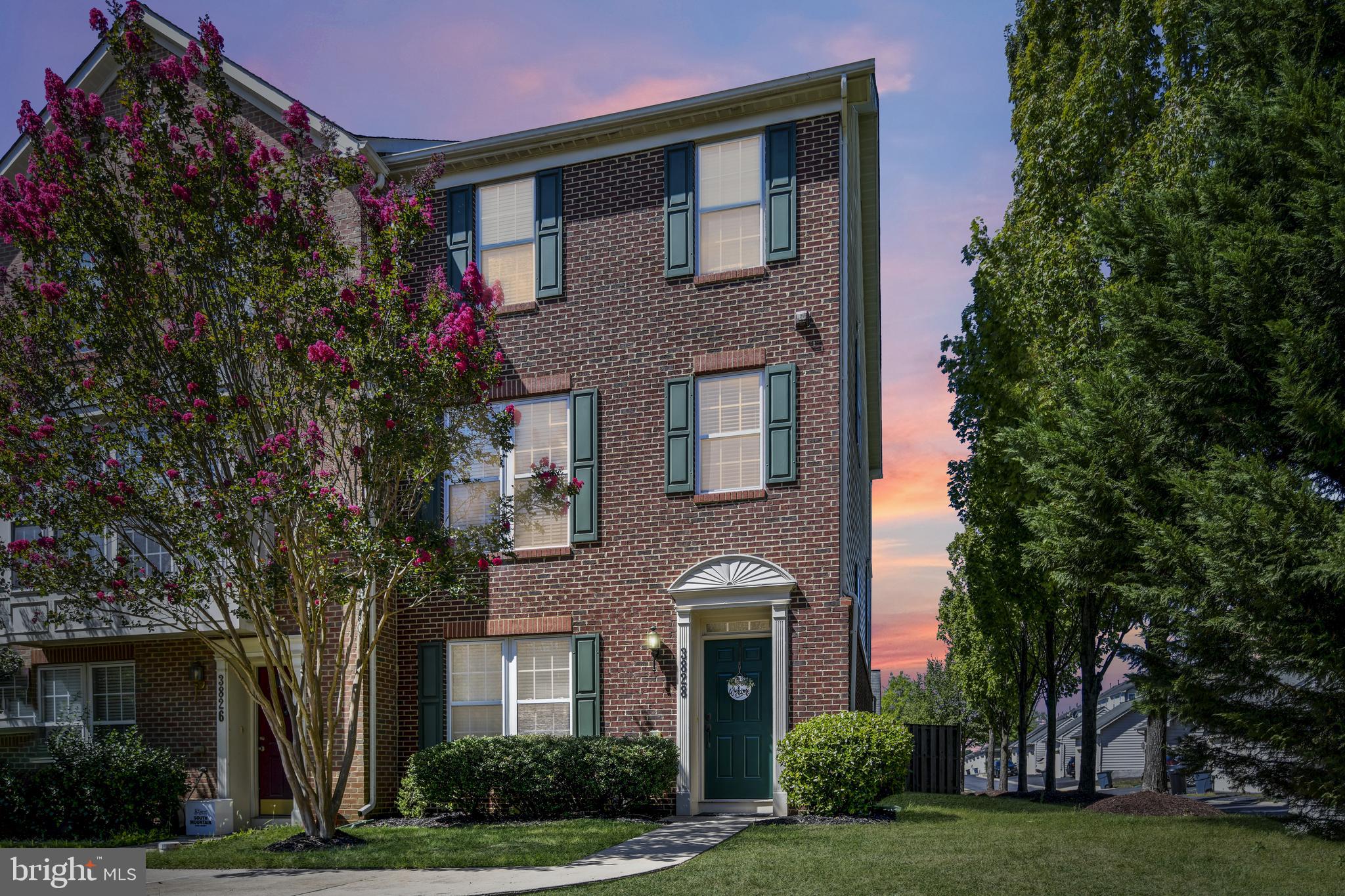 VILLAGES OF URBANA - Residential