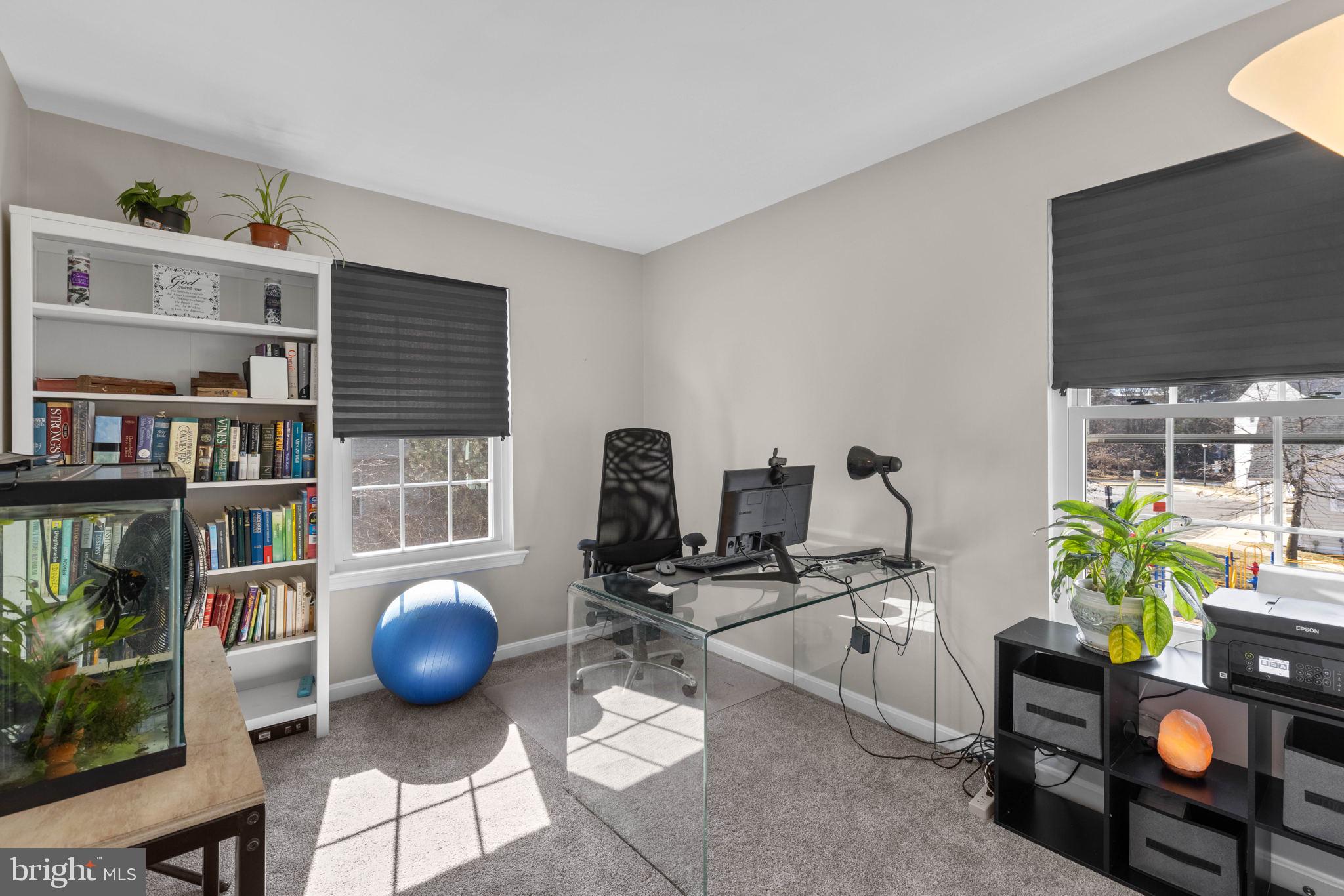 APPLEGATE CONDO - Residential