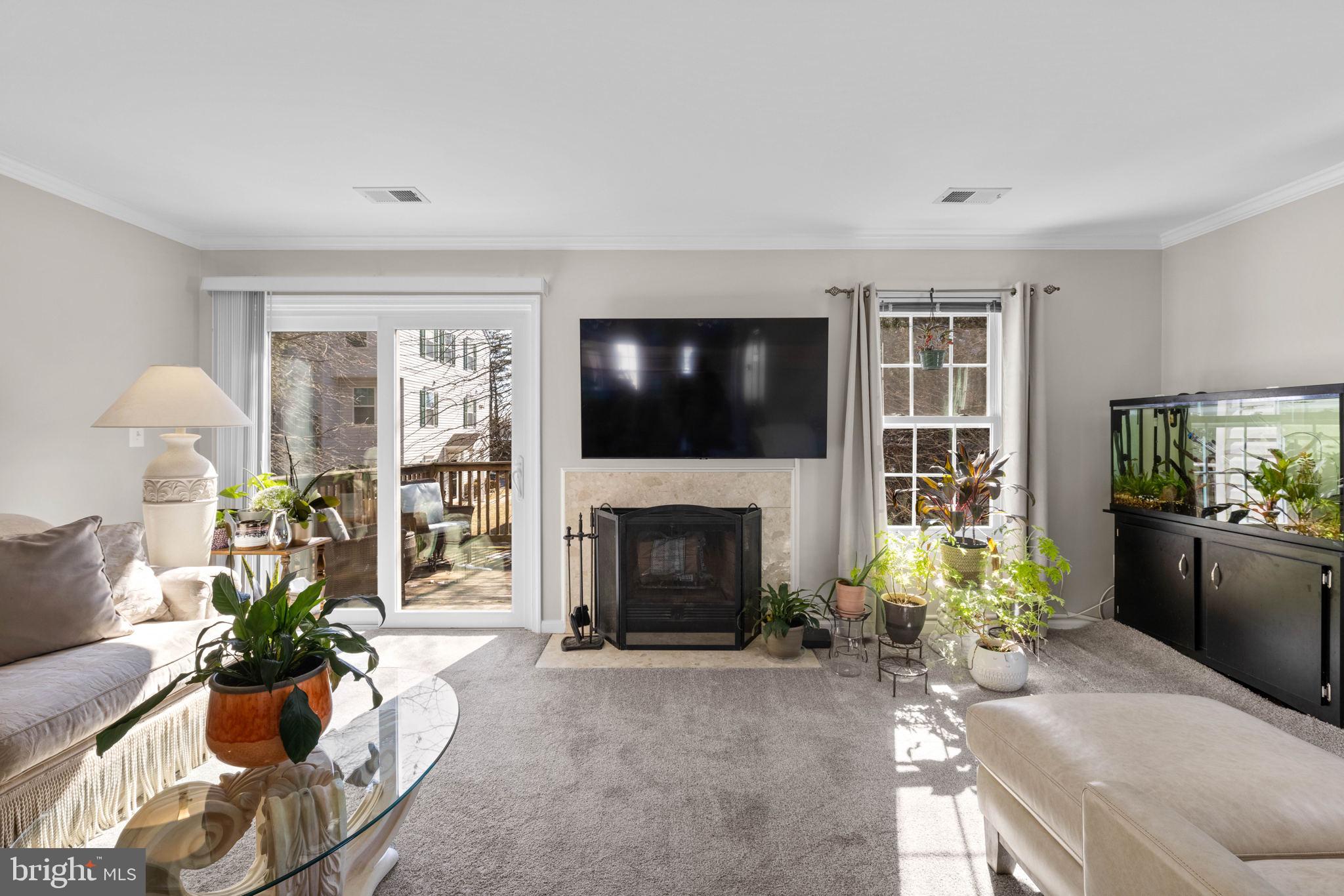 APPLEGATE CONDO - Residential