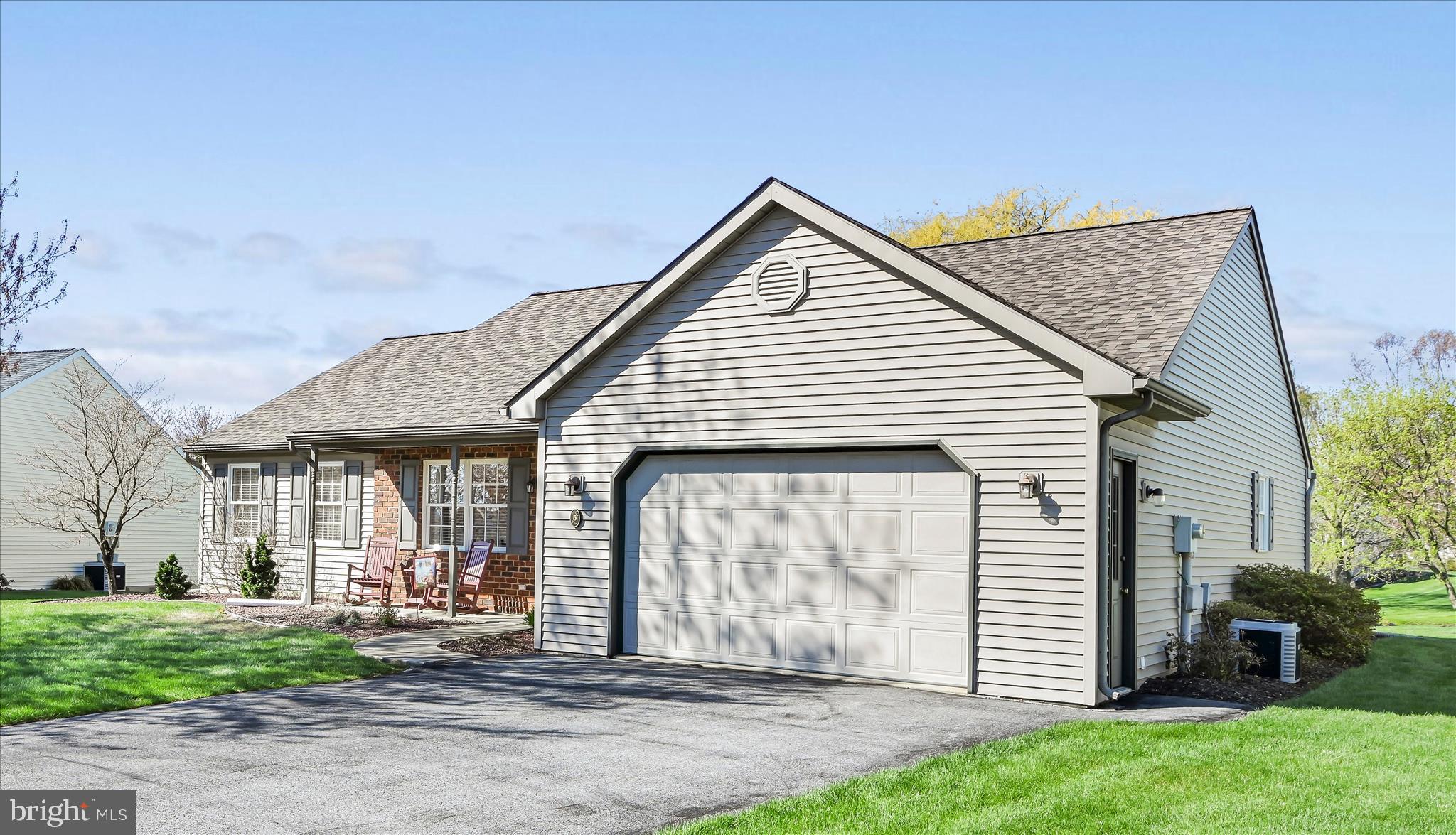 ARBOR GATE - Residential