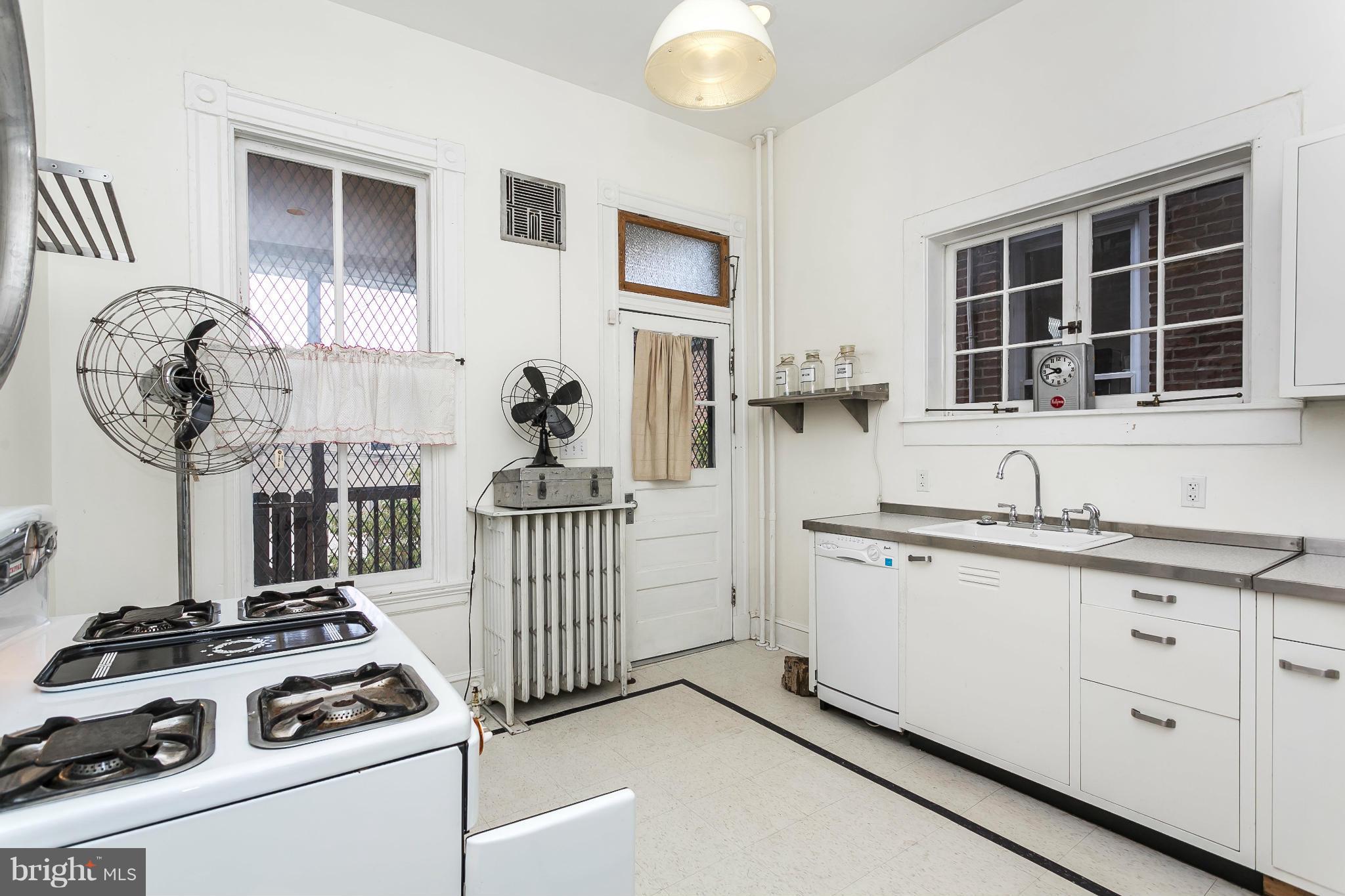 RESERVOIR HILL HISTORIC DISTRICT - Residential