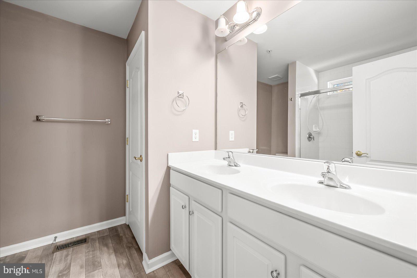 DECATUR FARM - Residential