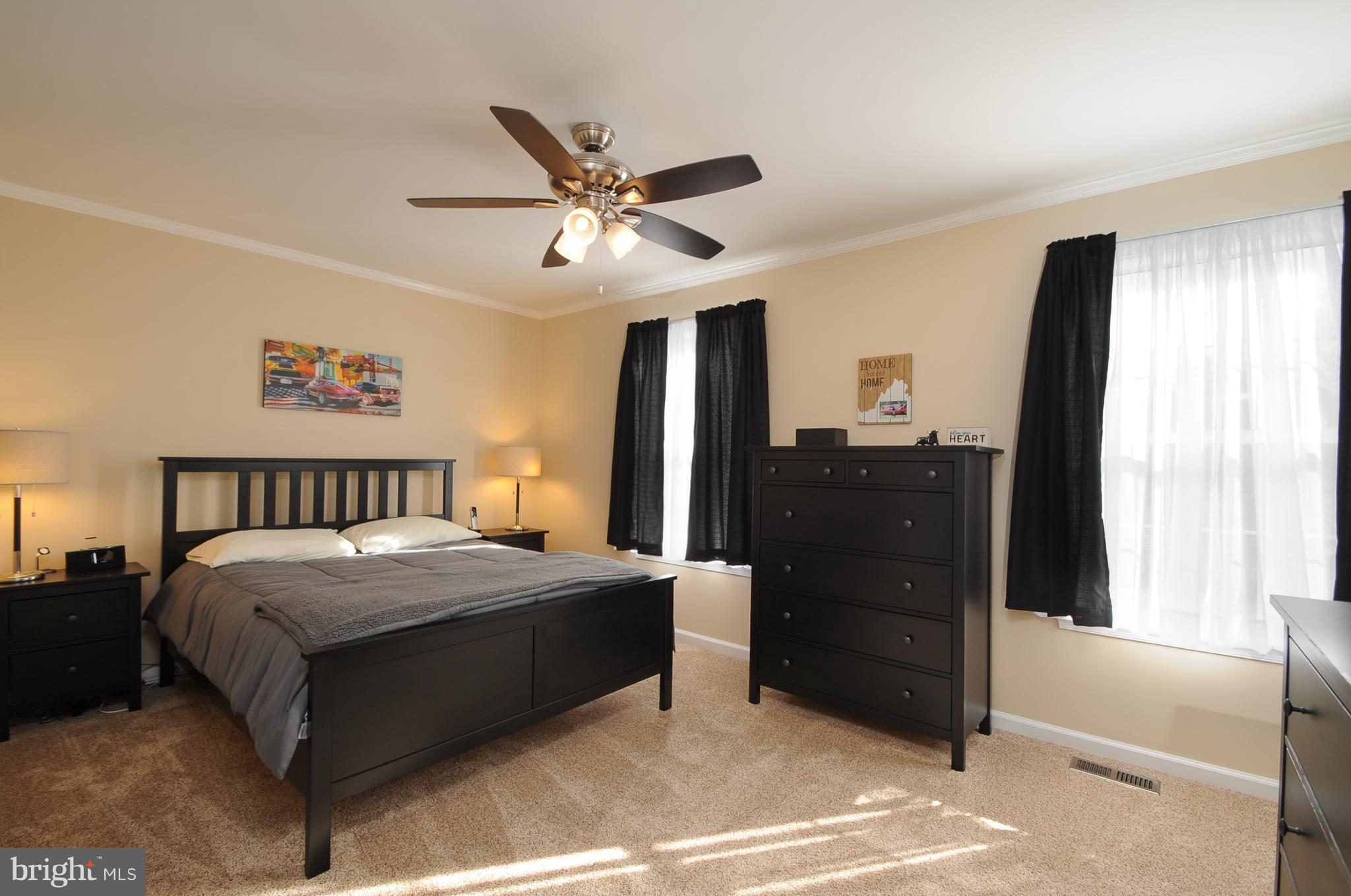 SUNNINGDALE MEADOWS - Residential
