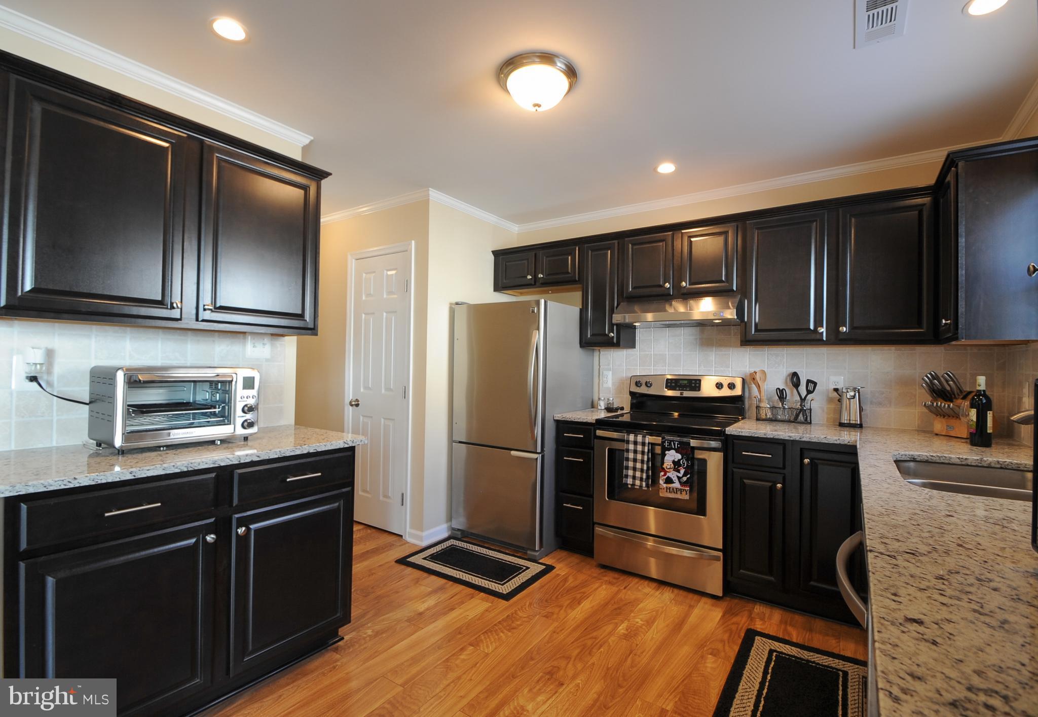SUNNINGDALE MEADOWS - Residential
