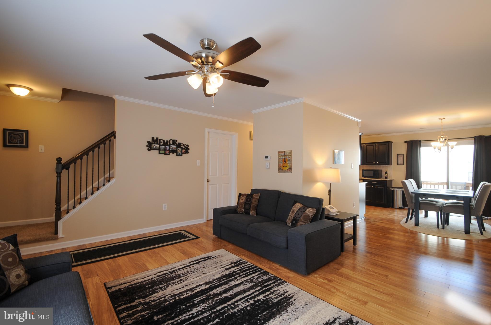 SUNNINGDALE MEADOWS - Residential