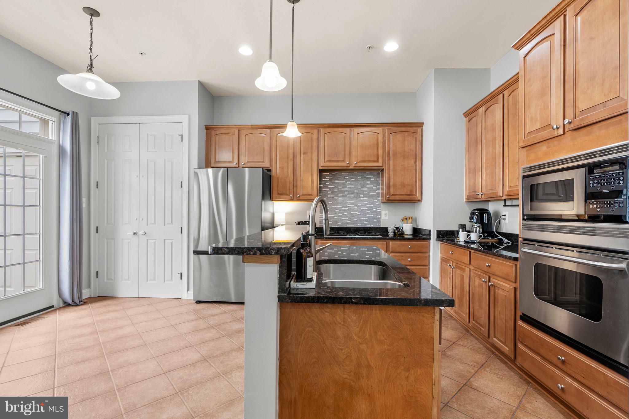 HIDDEN CREEK - Residential