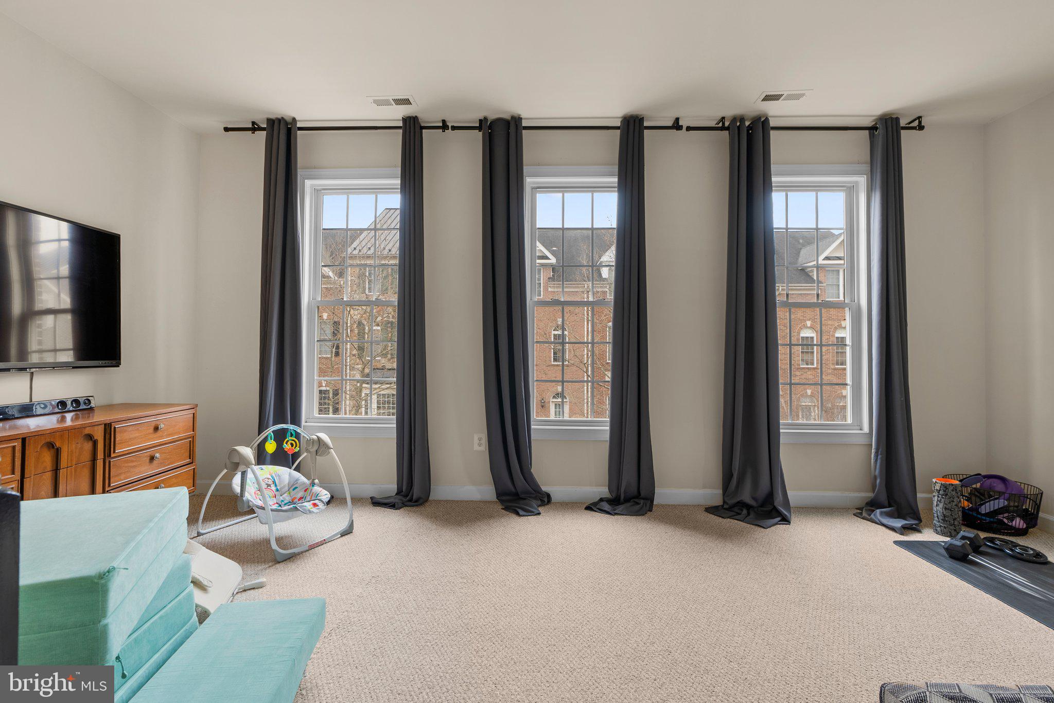 HIDDEN CREEK - Residential