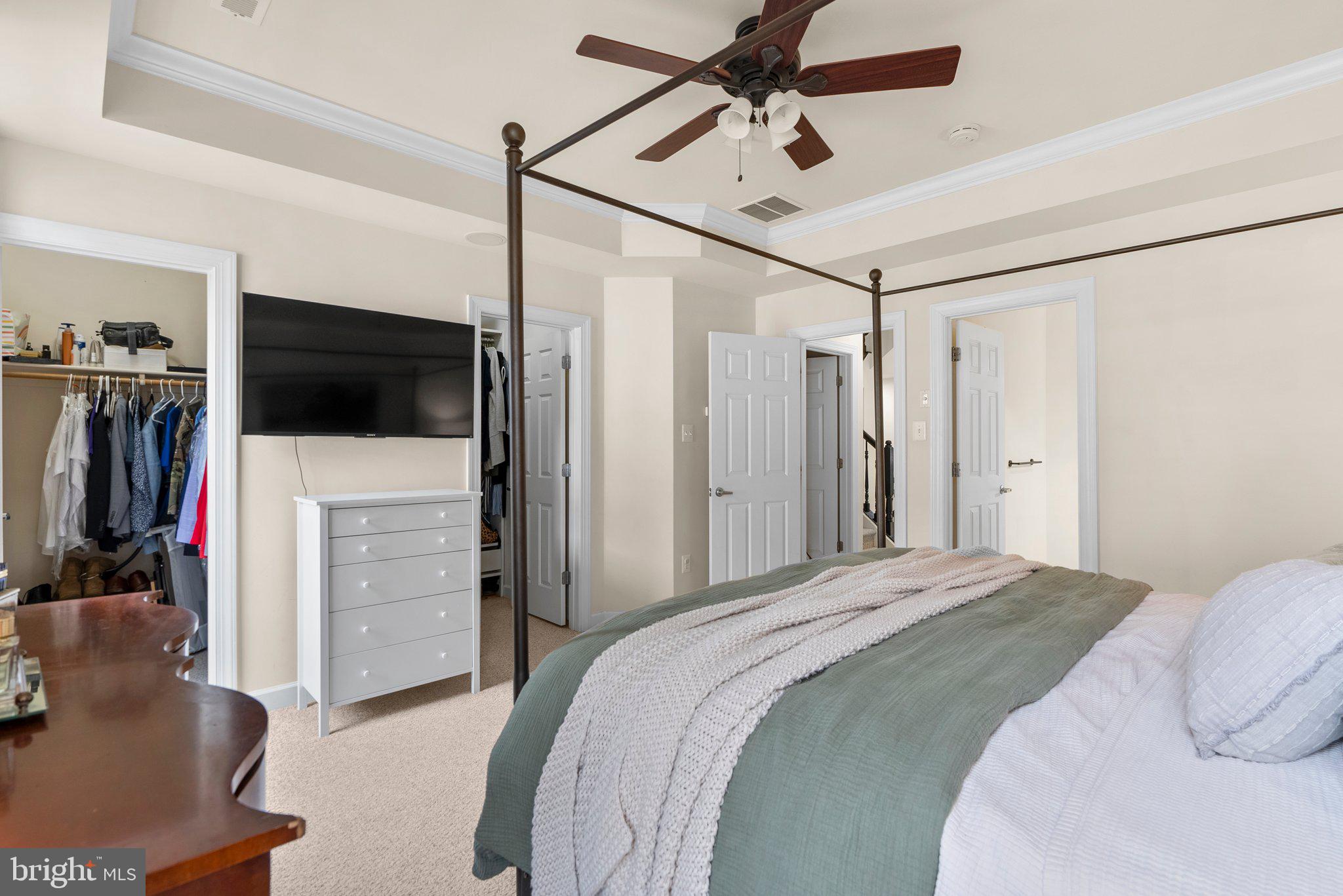 HIDDEN CREEK - Residential