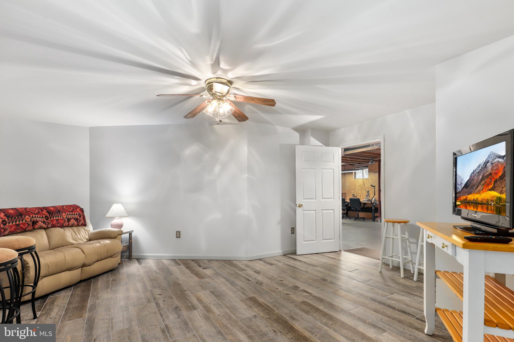 HUNTER - Residential